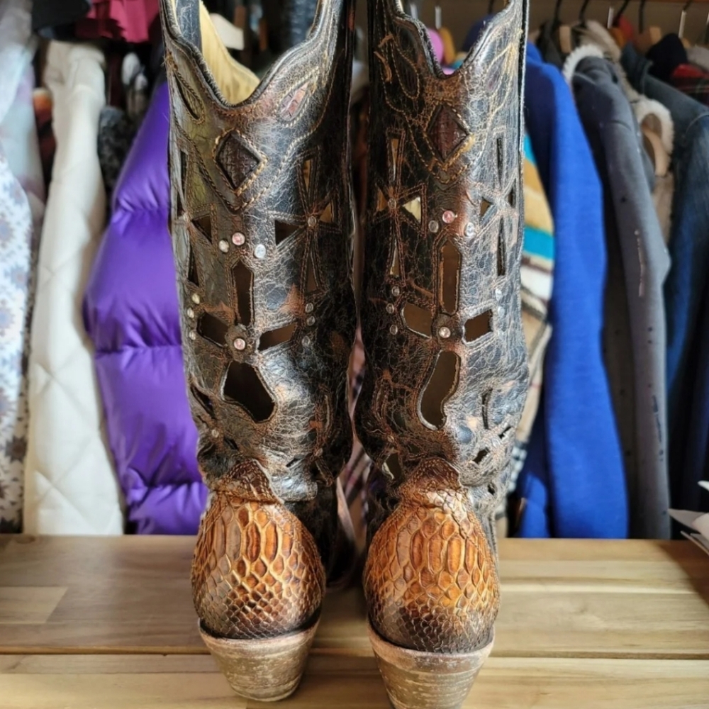Corral Vintage Python Cross Boots - image 4